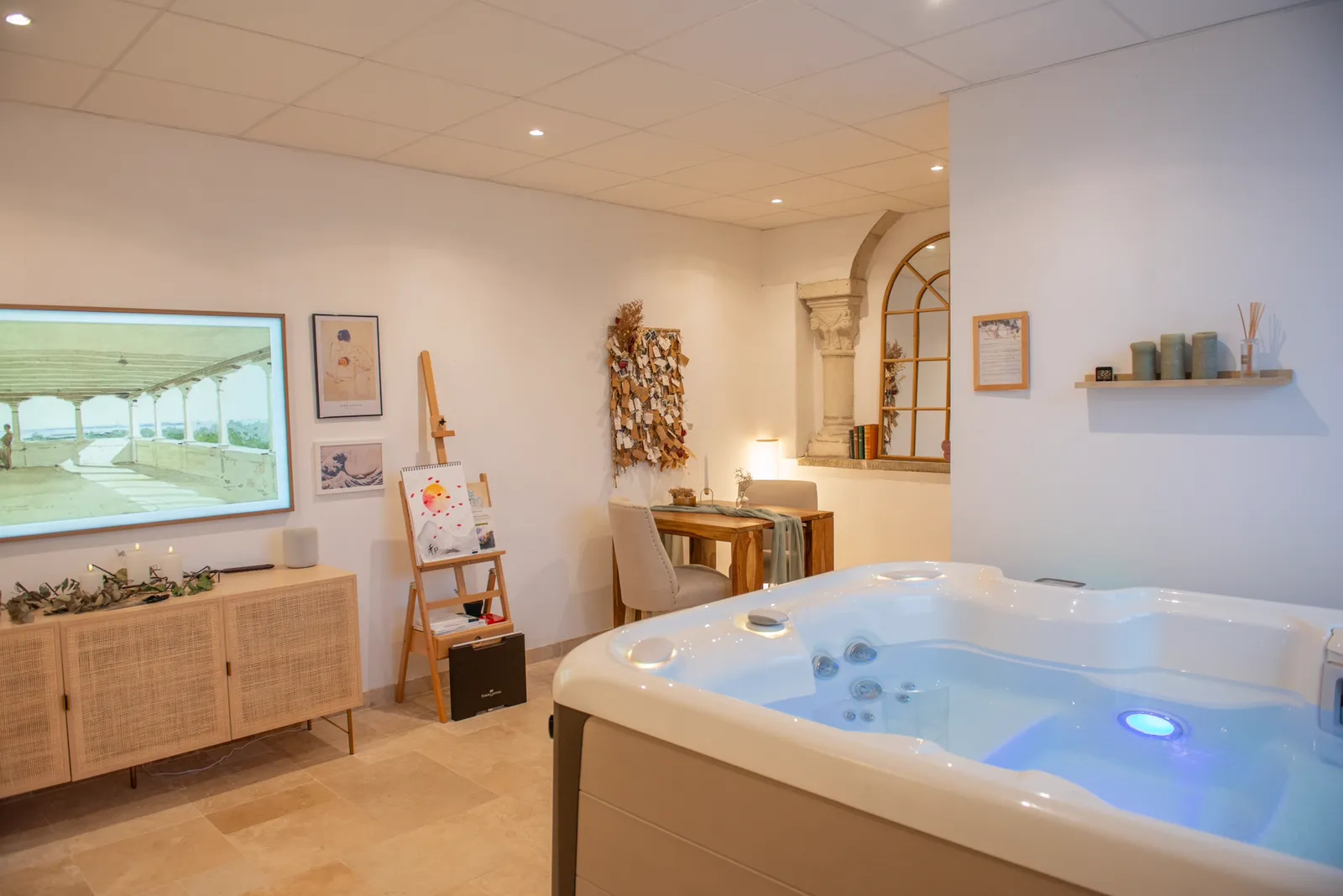 Le Couvent des Cordelières, suite avec spa à Vezins