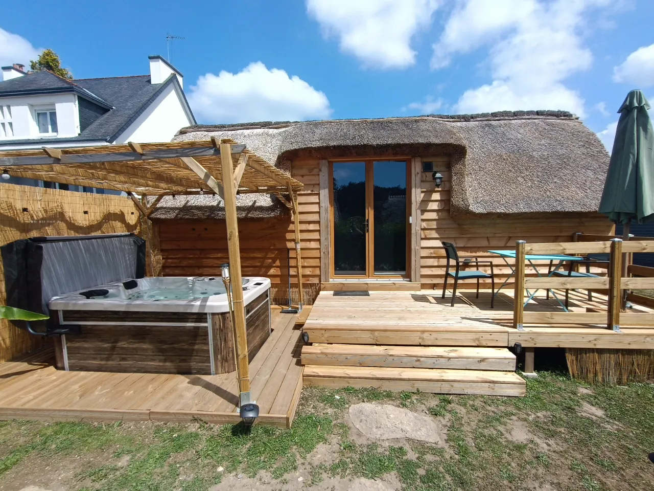 Tiny Chaumière, tiny house à Riec-sur-Bélon