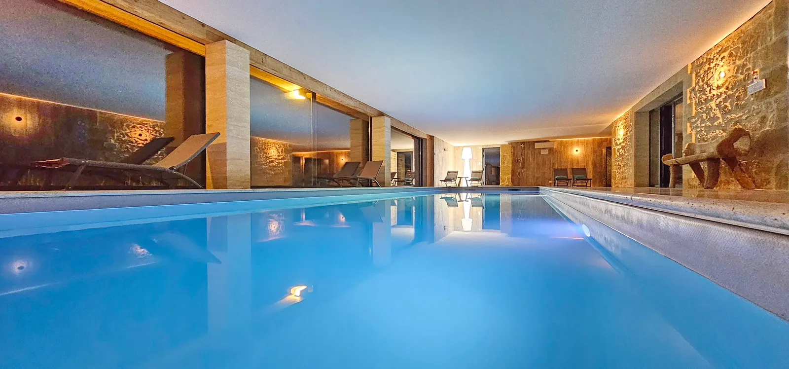 Le Petit Paradis, suite avec spa à Groléjac