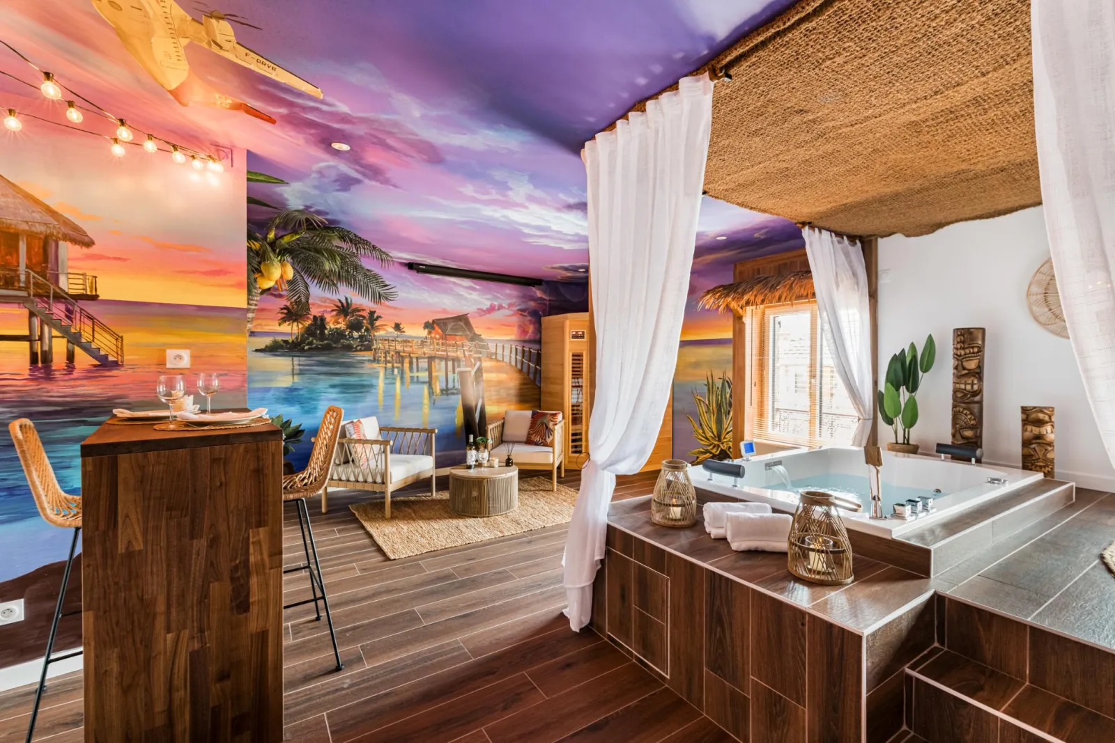 Suite Tahiti & Balnéo, love room à Boulieu-lès-Annonay