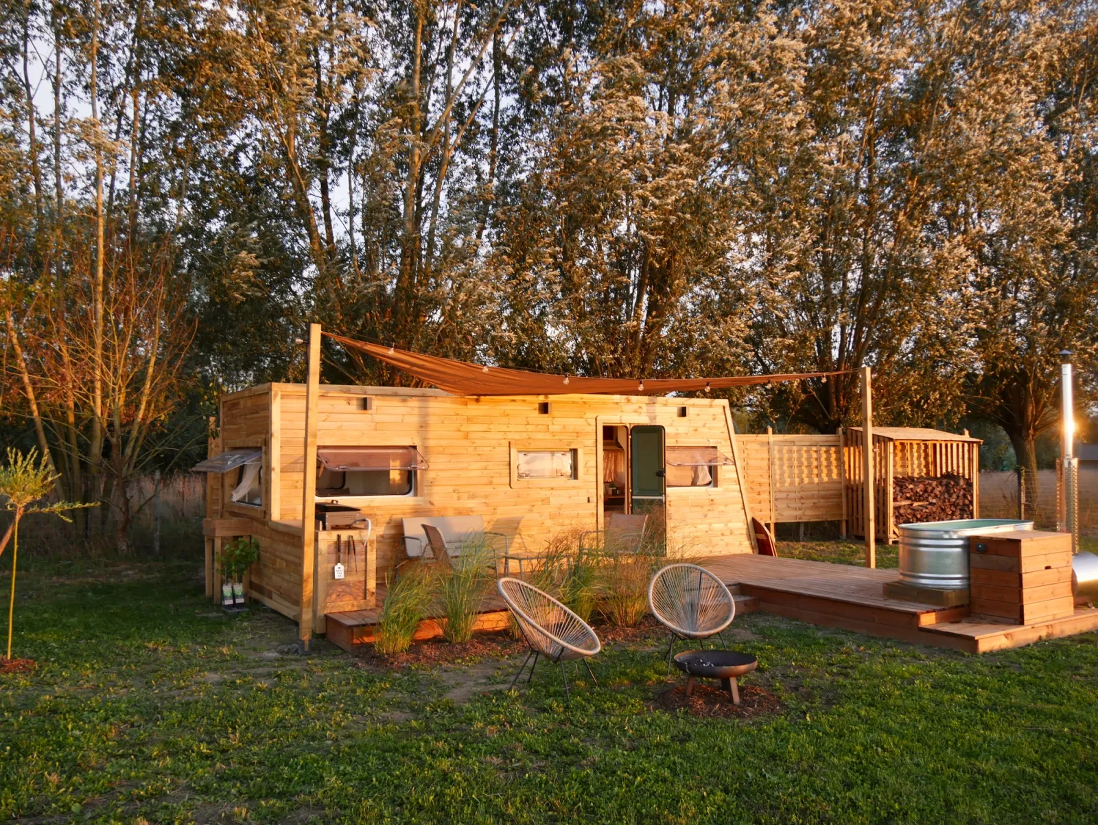 Tiny House Kaki, tiny house à Rumes
