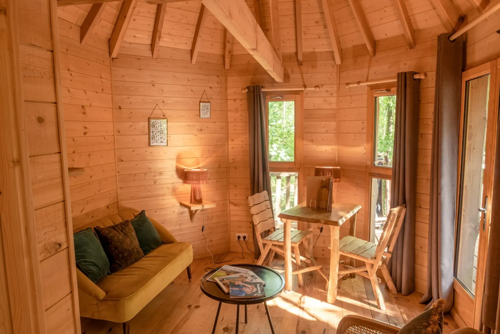 Cabane Duo Spa sur Pilotis à Raray, photo 4