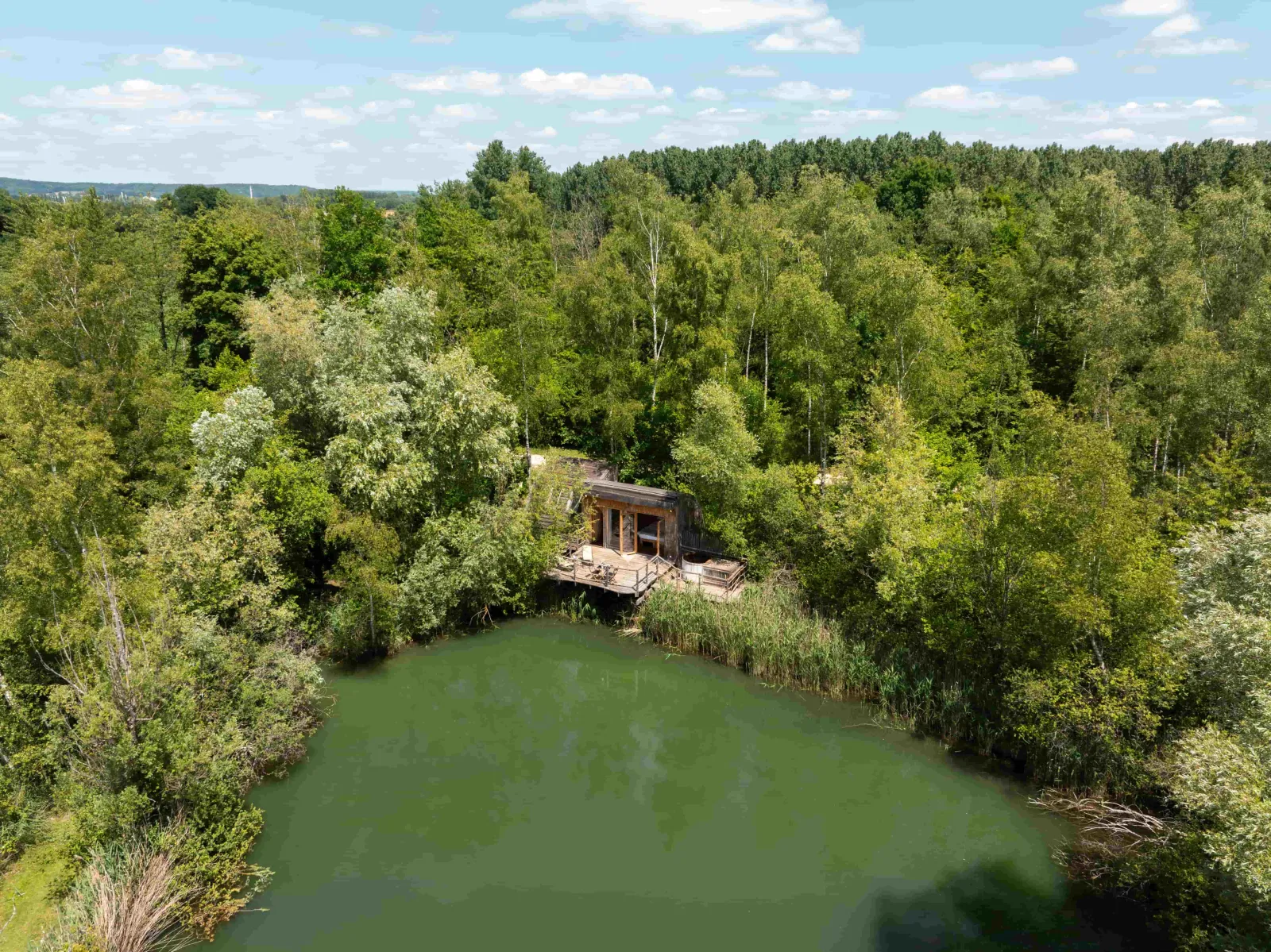 Cabane Duo Bord de l'Eau à Saint-Léger-aux-Bois, photo 3