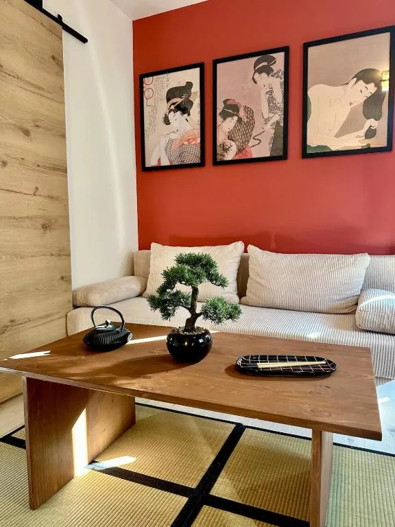 Sakura Suite, suite avec spa à Saint-Quentin