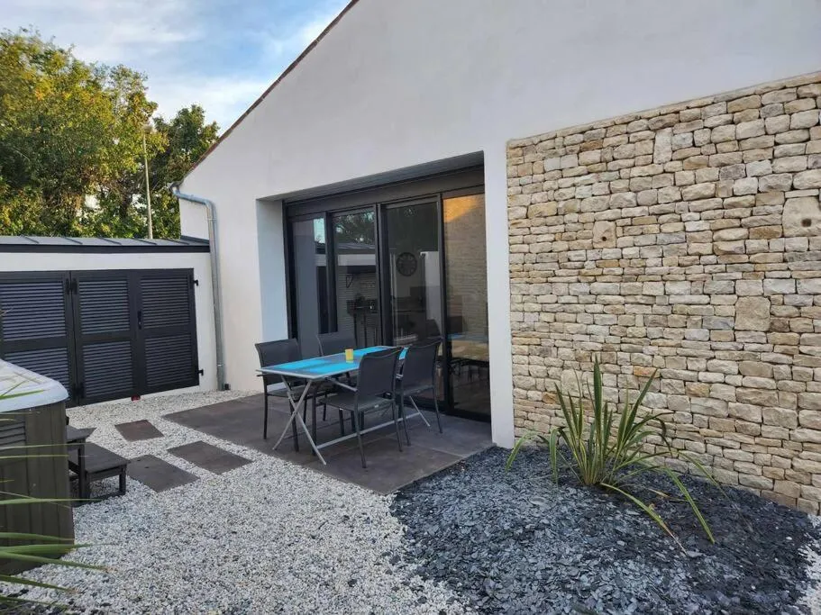 Maison jacuzzi à Andilly, photo 6