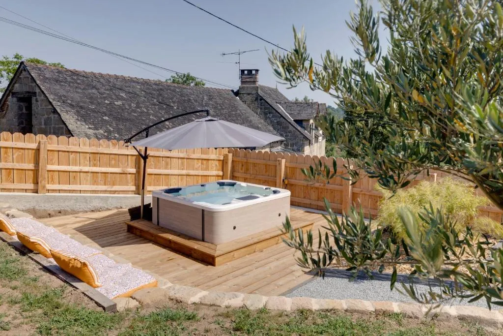La Chambrote, suite avec spa à Brive-la-Gaillarde