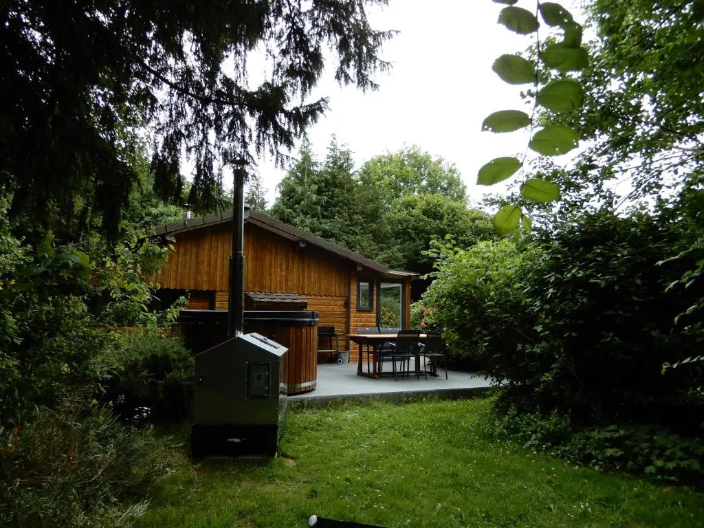 Cottage du Lutin Many, suite avec spa à Saint-Christophe-sur-Condé