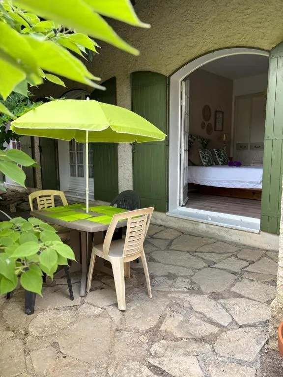 Chambre Bohème Chic à Liouc, photo 6