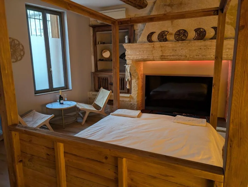La Suite Jacuzzi à Vergèze, photo 6