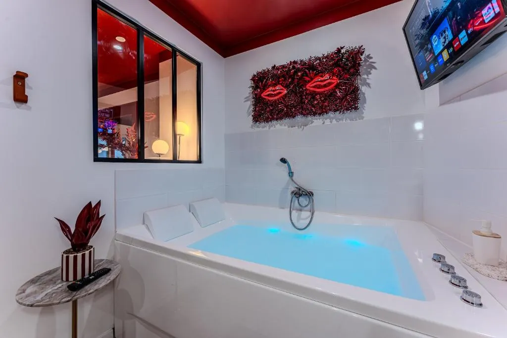 L'Appartement Rouge à Bordeaux, photo 3