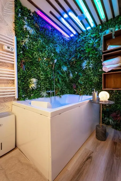 Le Jacuzzi des Chartrons à Bordeaux, photo 3