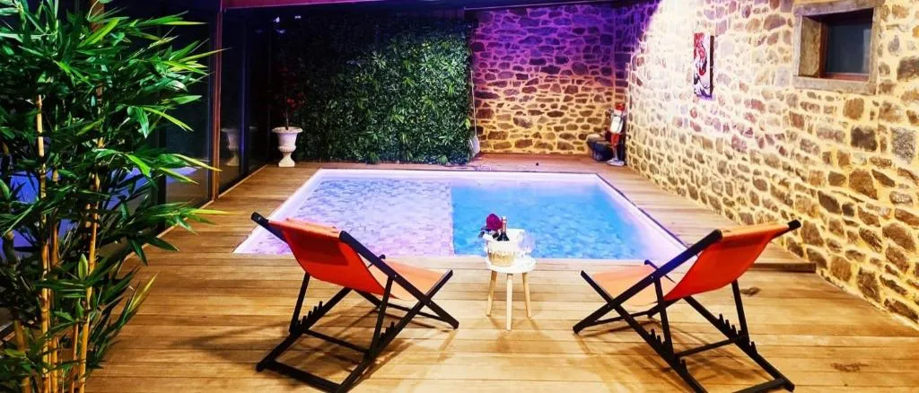 Maison de campagne Jacuzzi XXL à Tinténiac, photo 3
