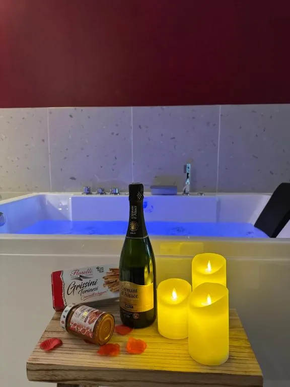 Suite Balnéo Ville-sous-Anjou à Ville-sous-Anjou, photo 6