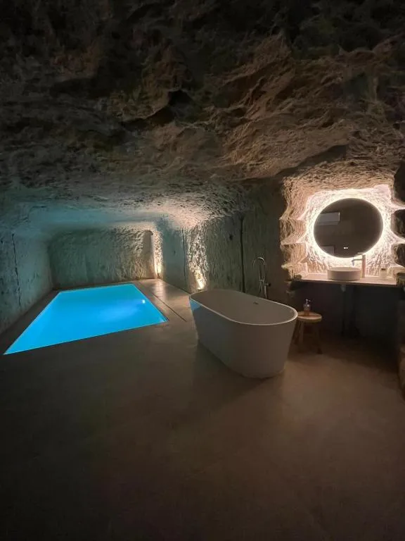 Suite Piscine de Châteauvieux à Châteauvieux, photo 3