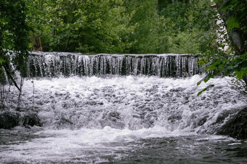 Nuit dans la Cascade, suite avec spa à Bourg-Argental