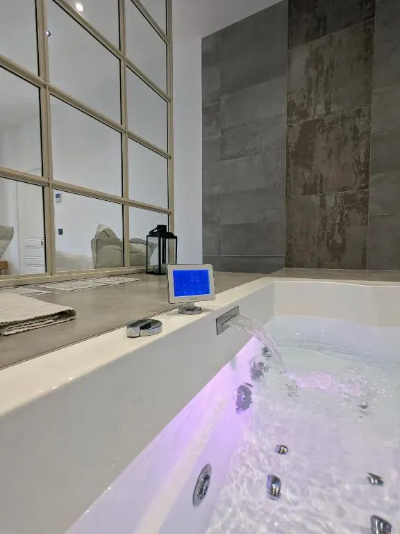 My'Deting Jacuzzi à Roanne, photo 3