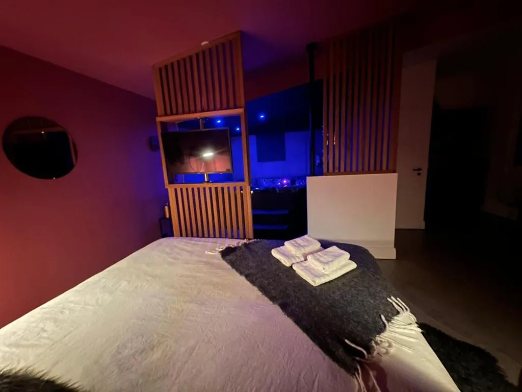Love Room Litchi à Bordeaux, photo 3