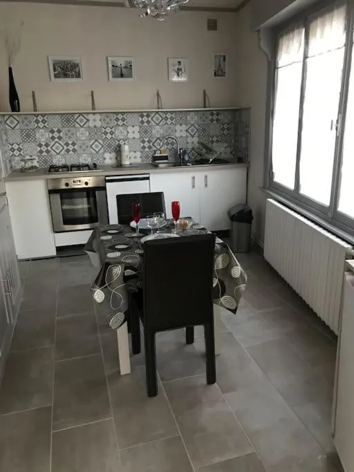 La Maison Jacuzzi à Saint-Aubert, photo 4