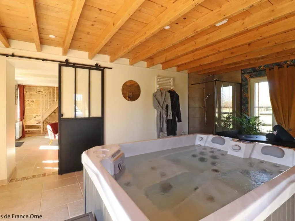 La Maison Spa de la Haute Jaunière, suite avec spa à Neuville-sur-Touques