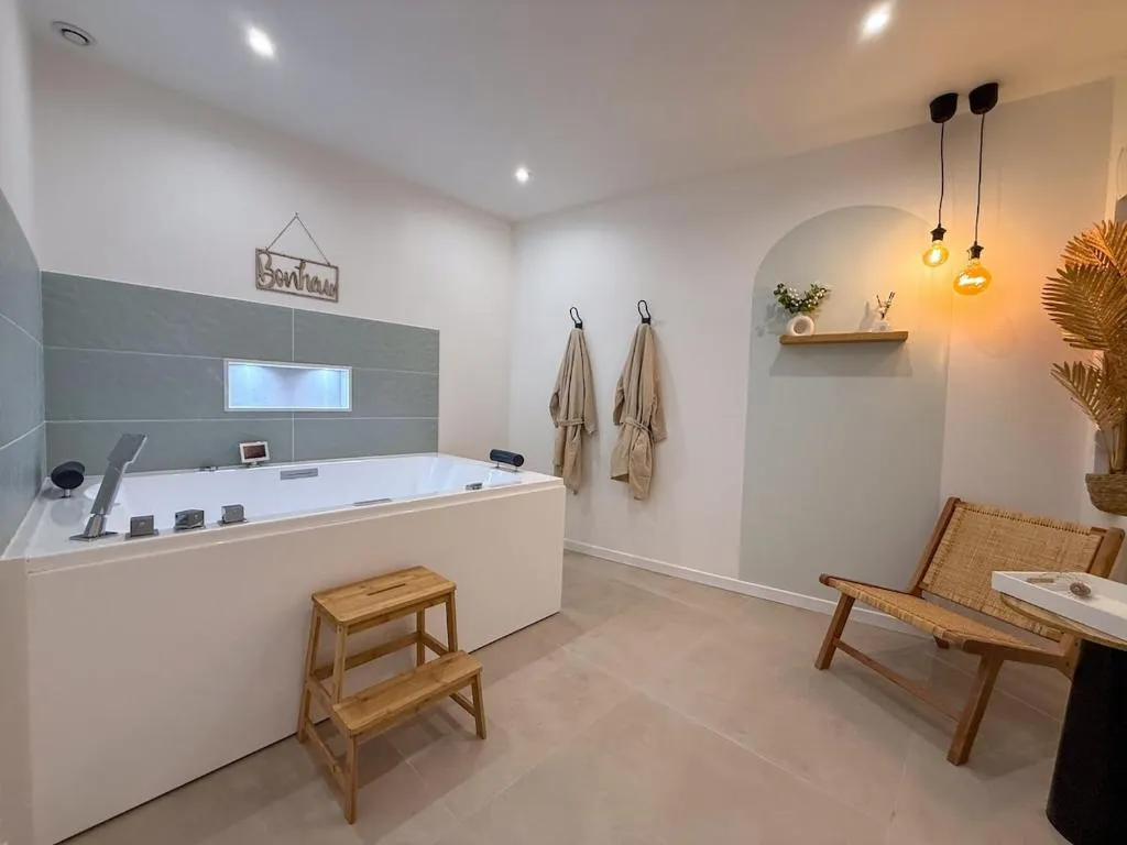 La Suite Précieuse à Calais, photo 6