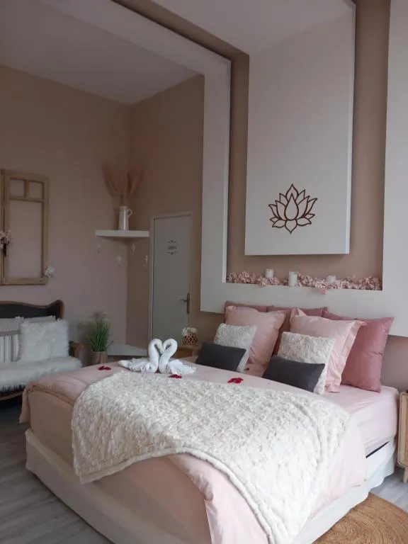Suite Spa et Piscine de Louches à Louches, photo 2