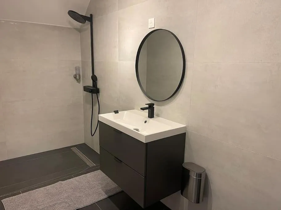 Maison Jacuzzi de Widensolen à Widensolen, photo 3