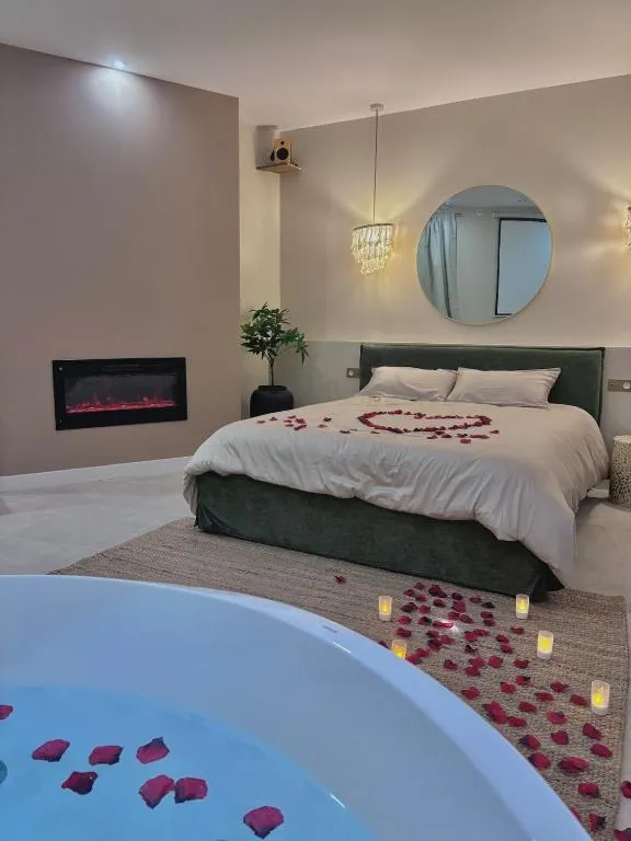 Cinéma et Jacuzzi de Pesmes à Pesmes, photo 6