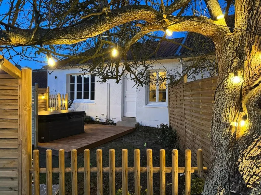 Appartement Jacuzzi du Jardin, suite avec spa à Criel-sur-Mer