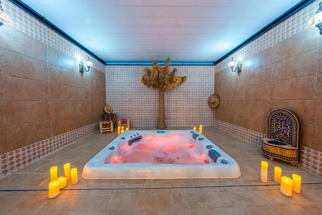 Suite Jacuzzi de Mouroux à Mouroux, photo 3