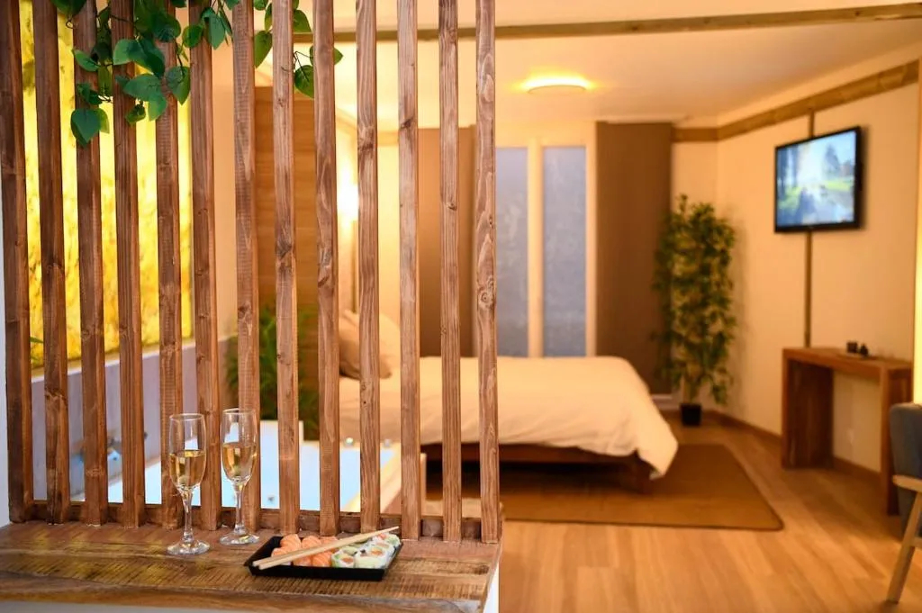 Suite Le Lotus à Conflans-Sainte-Honorine, photo 6