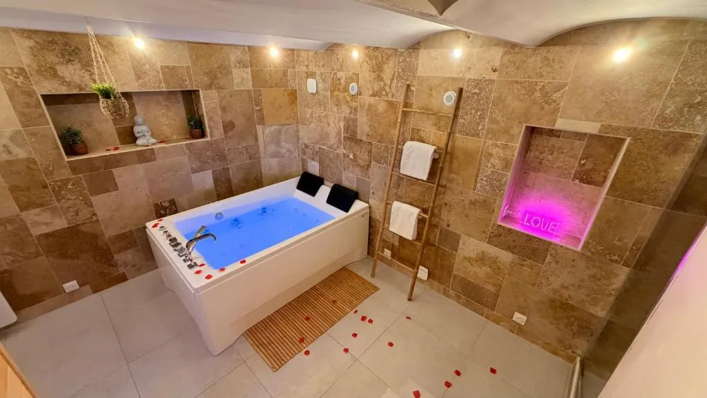 Suite Spa en Cave à Amiens, photo 3
