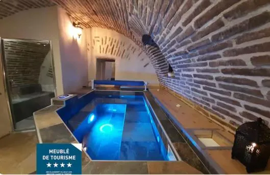 Le Puits de la Grâce, suite avec spa à Albi