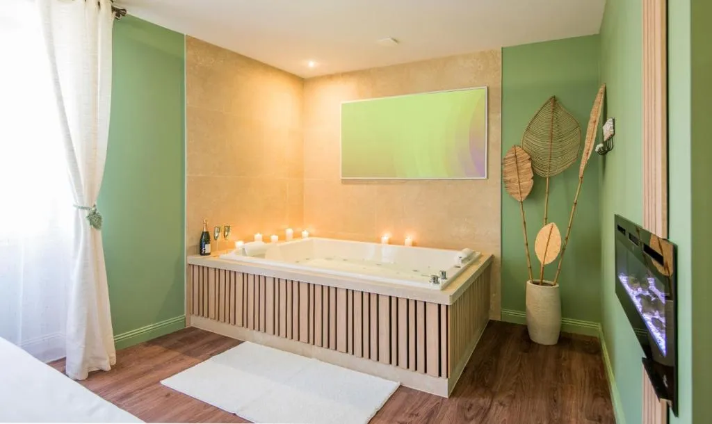 Appartement Bulles et Fraîcheur à Les Cabannes, photo 3