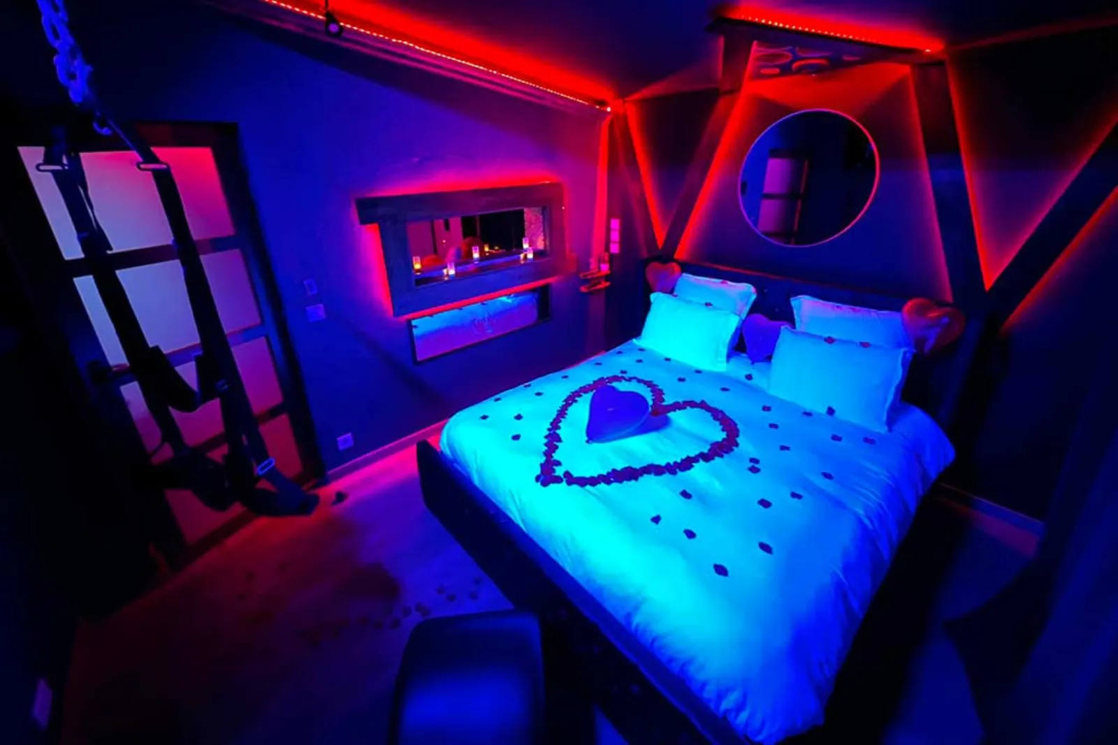 La Chambre des Mystères, love room à Neuilly-Plaisance