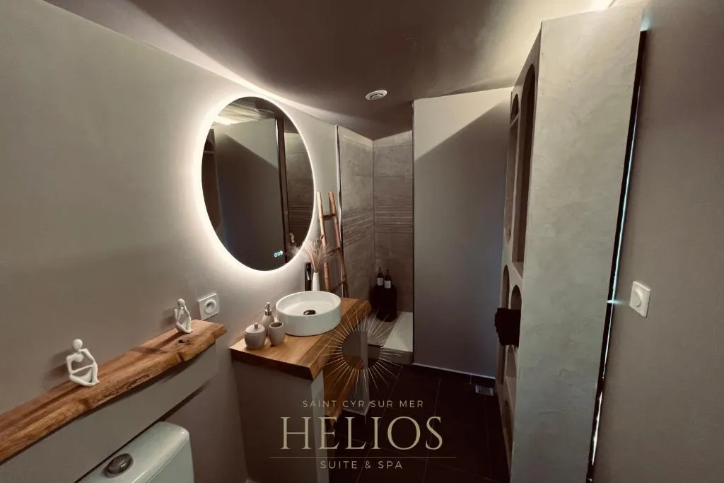 Helios Suite à Saint-Cyr-sur-Mer, photo 3