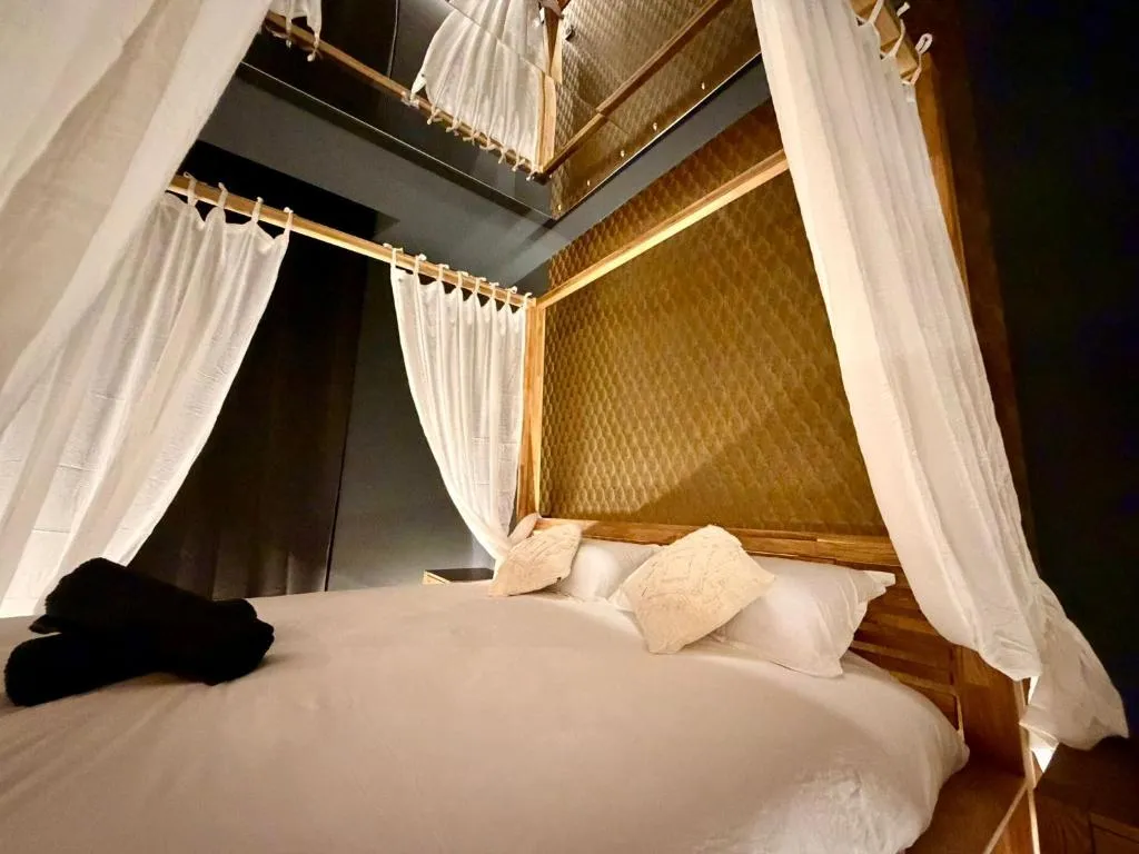 Oasis Suite à Orange, photo 2