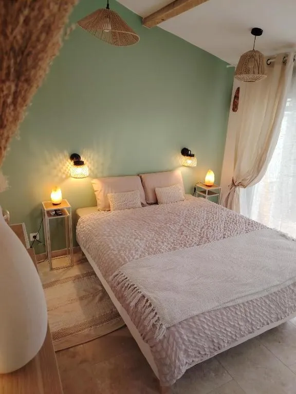 Suite jacuzzi de Piolenc à Piolenc, photo 2