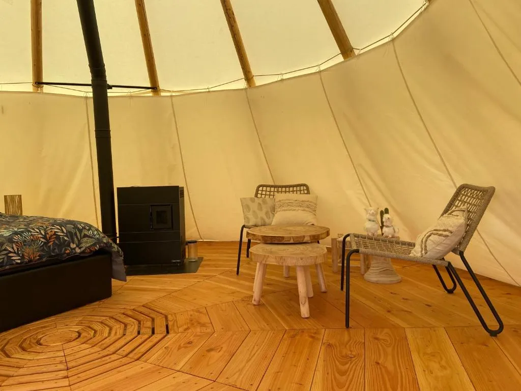 Tipi de Médonville à Médonville, photo 4