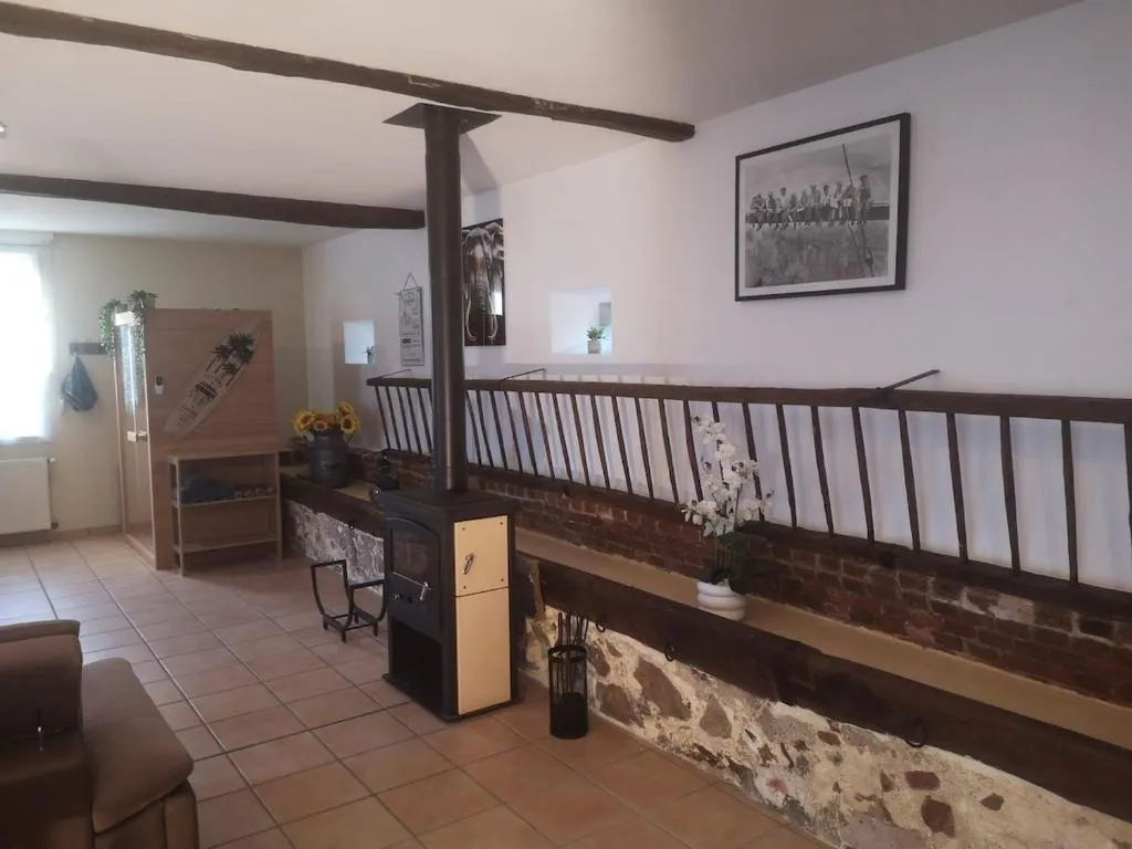 Maison spa et sauna, suite avec spa à Thorigny-sur-Oreuse