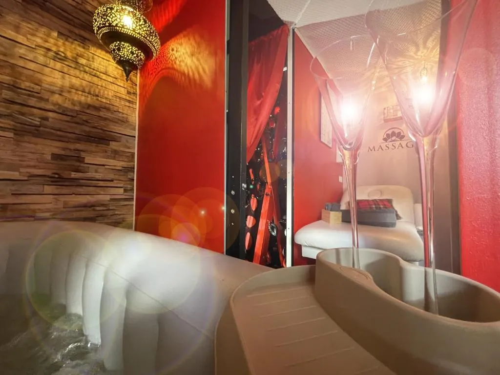 Chambre et Lounge de Marolles à Marolles-en-Hurepoix, photo 3