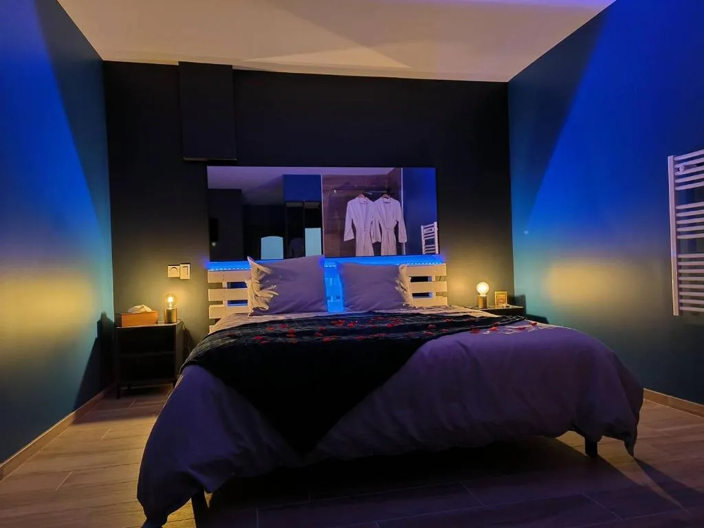 Love Room de Bourg-Argental à Bourg-Argental, photo 3