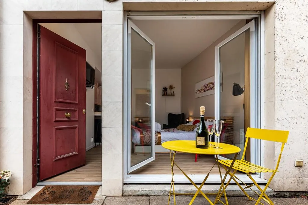 L'Appartement Jacuzzi d'Asnières à Asnières-sur-Seine, photo 4
