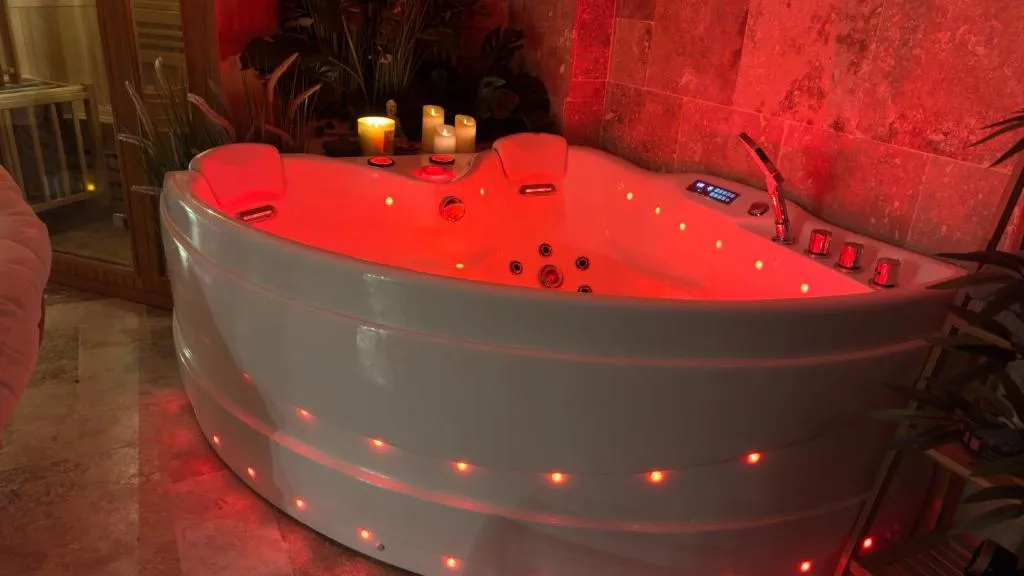 La Suite Spa et Cinéma à Villemomble, photo 3