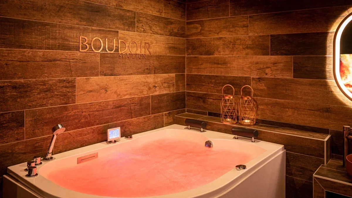 Le Boudoir Spa, love room à Lyon