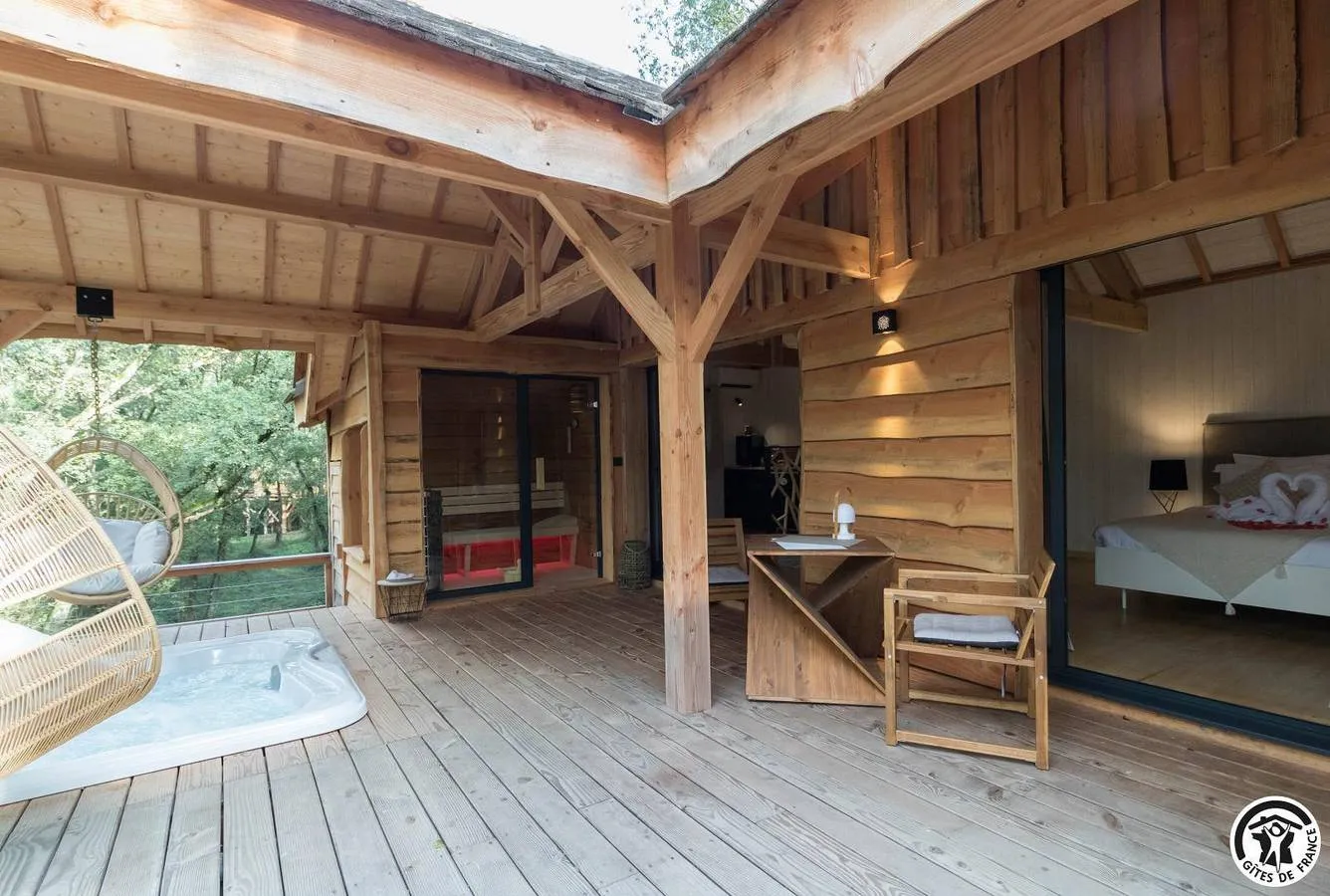 Cabane L'Insolite à Bérat, photo 3