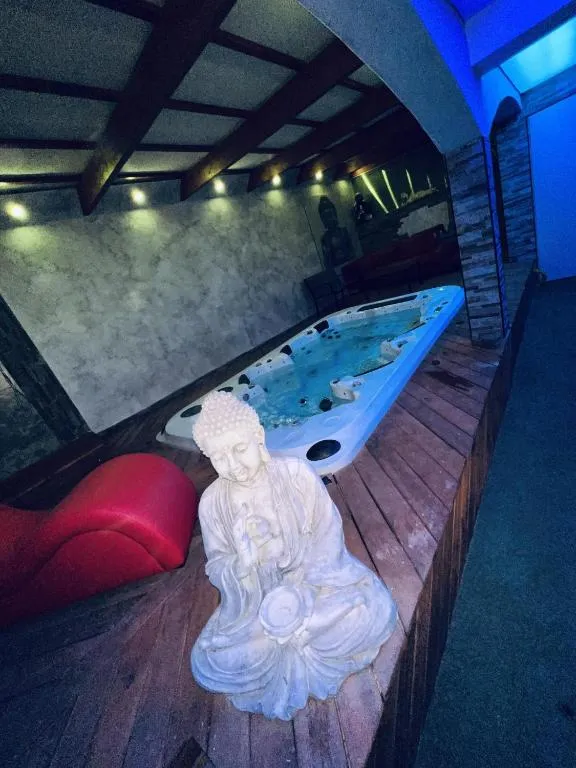 L'Escapade d'Espondeilhan, suite avec spa à Espondeilhan