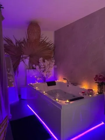 Bali Spa de Tours, suite avec spa à Tours