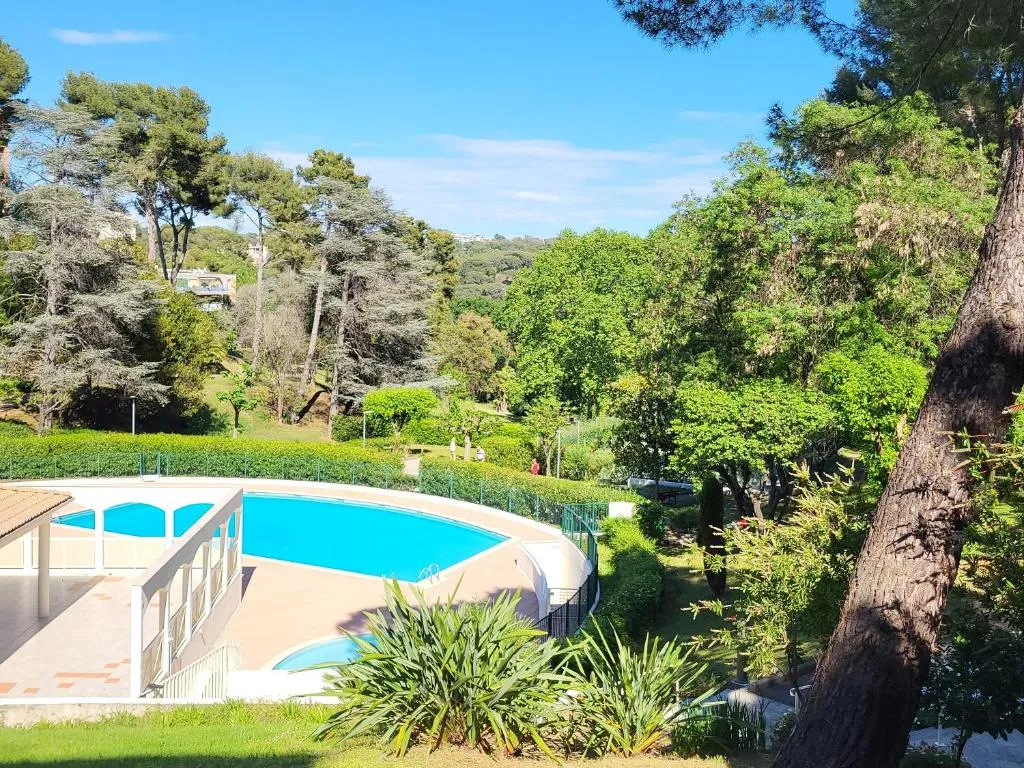 Évasion à Deux à Cannes, photo 4