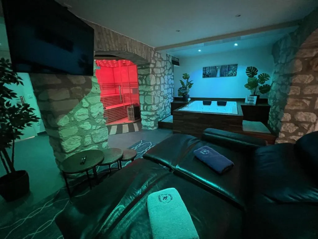 Spa du Centre de Reims, suite avec spa à Reims