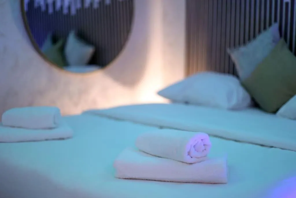 Suite Jacuzzi Zénith à Strasbourg, photo 2